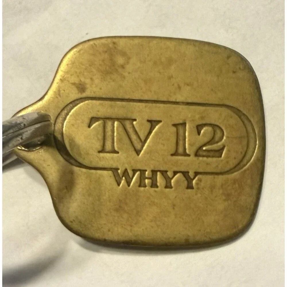 Vintage Top Brass TV12 WHYY PHILADELPHIA Station Key Fob Ring SecurAKey